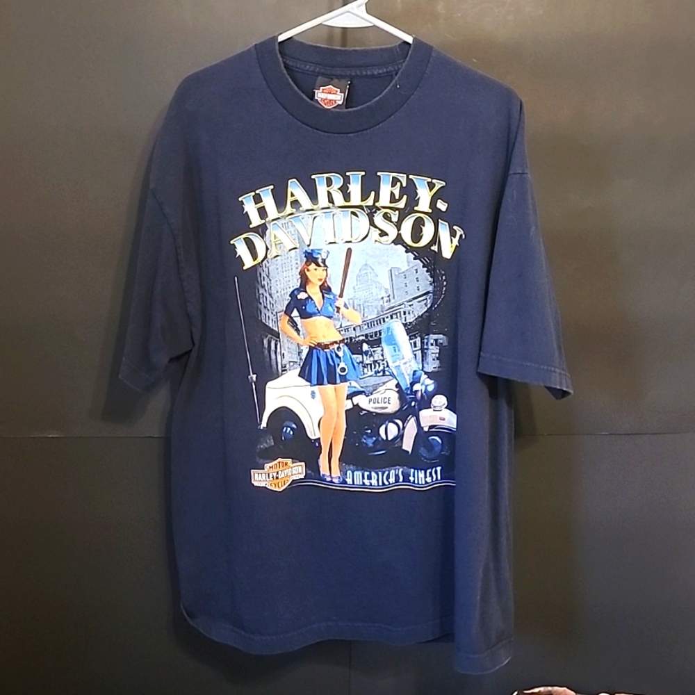 Men's Harley-Davidson t-shirt size XL Pin up girl collection.